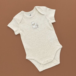 Боді C&A з коротким рукавом, світло-бежевий/ Winnie the Pooh Боді C&A з коротким рукавом, світло-бежевий/ Winnie the Pooh