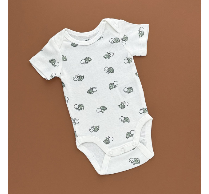 Боді H&M короткий рукав, молочний/принт черепашки
