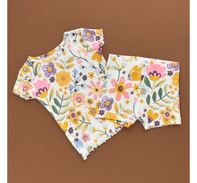 Костюмчик Next Футболка з шортами, молочний/рубчик квіти